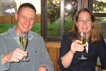 Co-chairs Bernd Krauskopf (University of Bristol) and Sue Ann Campbell (University of Waterloo) celebrate a successful Snowbird 2007; photograph by Hinke Osinga